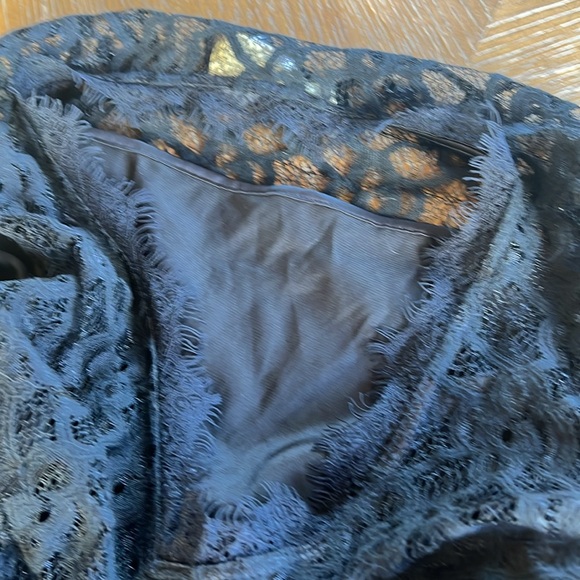 2 cute dresses size medium both together - Picture 5 of 6